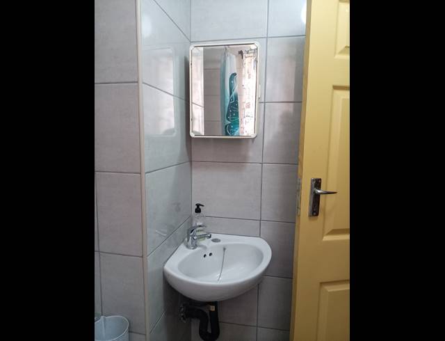 3.5 BEDROOM APARTMENT FOR SALE IN MONTCLAIR